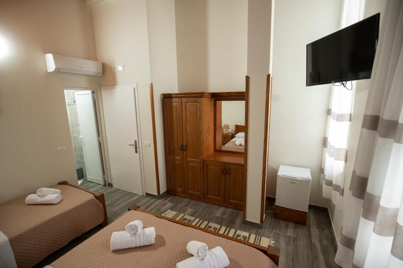 Xhuli Guesthouse Σκόδρα Εξωτερικό φωτογραφία
