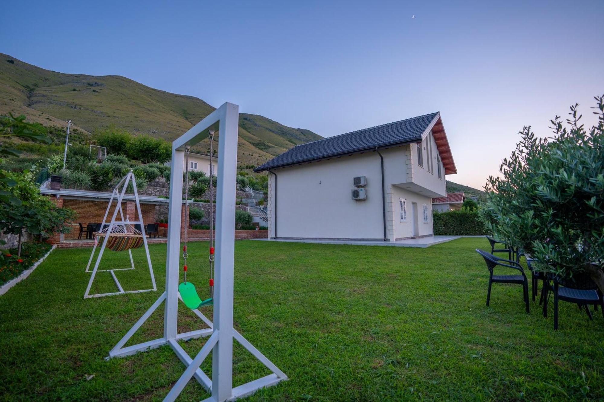 Xhuli Guesthouse Σκόδρα Εξωτερικό φωτογραφία