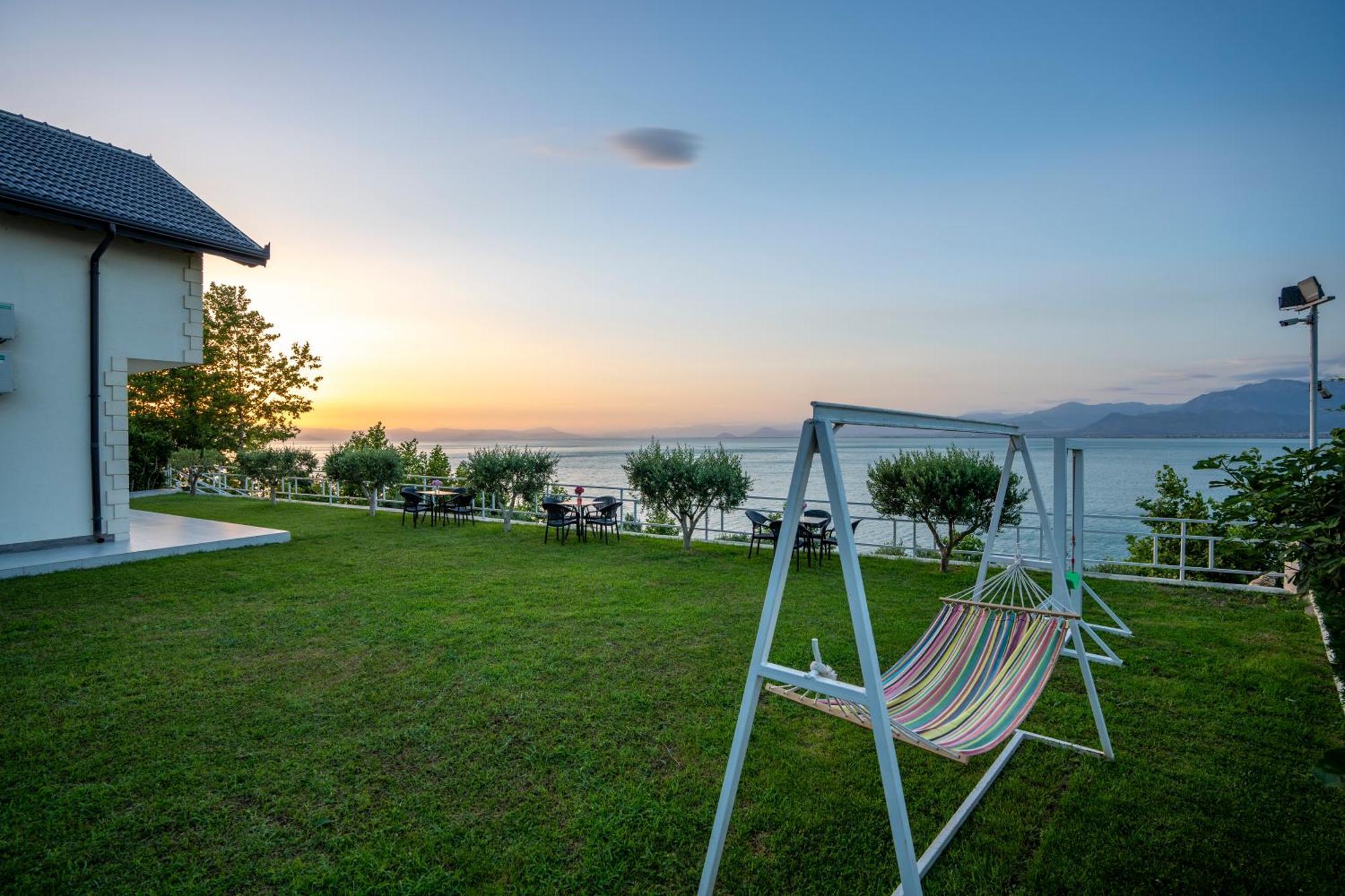 Xhuli Guesthouse Σκόδρα Εξωτερικό φωτογραφία