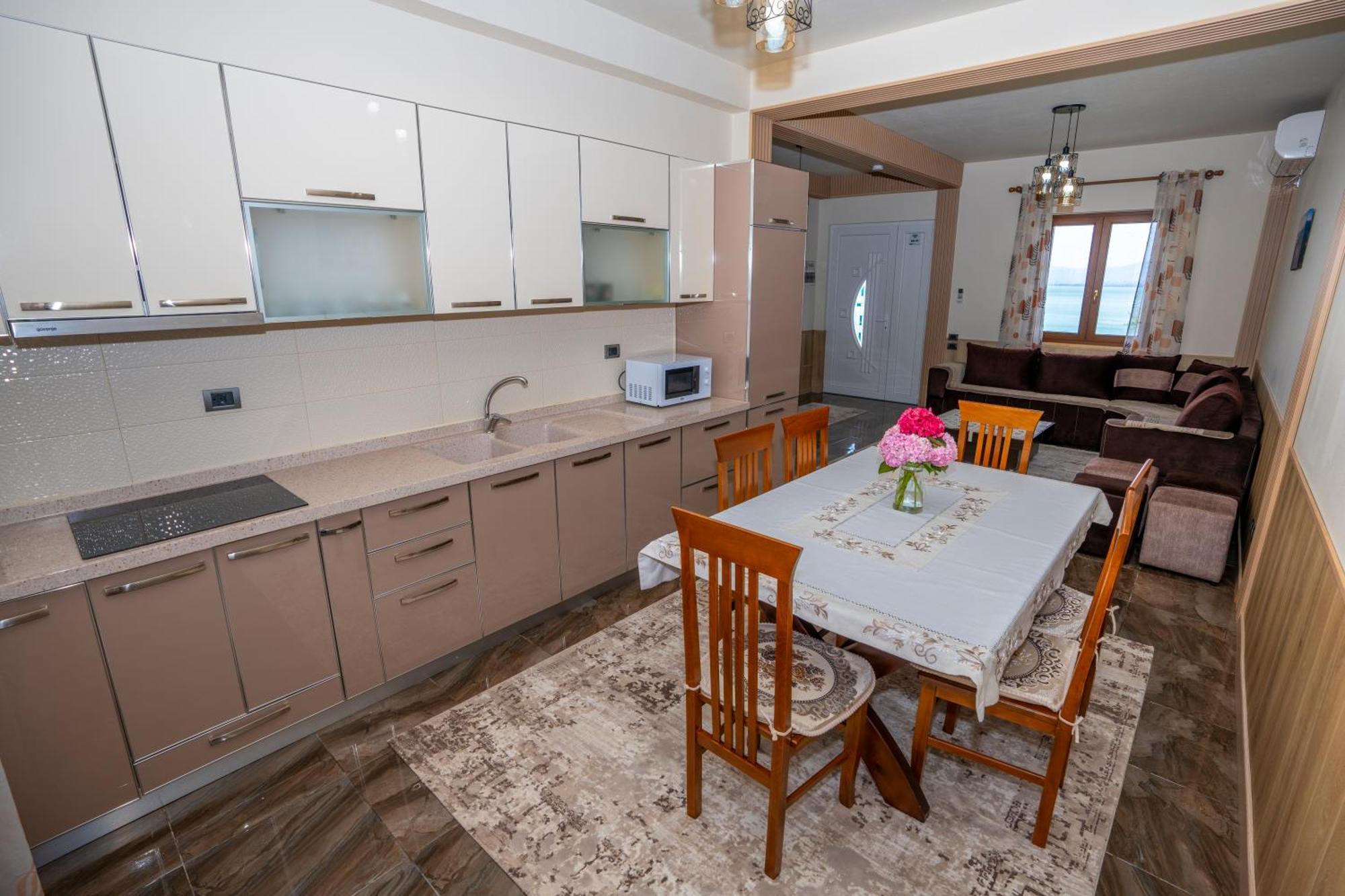 Xhuli Guesthouse Σκόδρα Εξωτερικό φωτογραφία